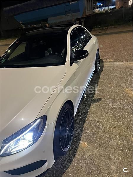 Usado Mercedes C220 AMG line 170 CV (125 kW) 2016 Blanco Berlina