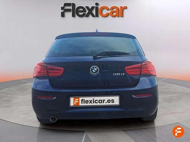 Usado BMW 116 116 CV (85 kW) 2018 Azul Utilitario
