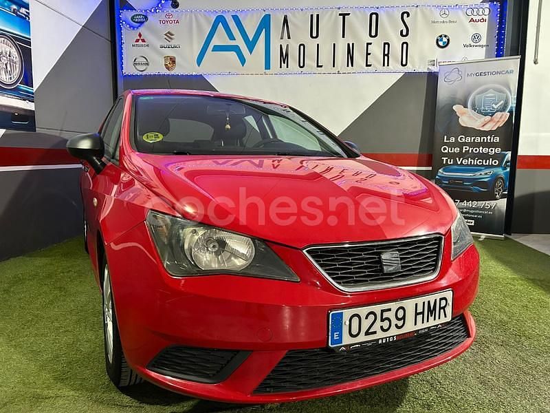 Usado Seat Ibiza Style 90 CV (66 kW) 2012 Rojo Berlina