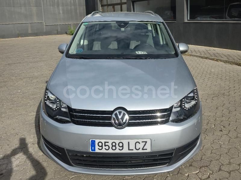 Usado VW Sharan Advance 150 CV (110 kW) 2020 Gris / plata Monovolumen