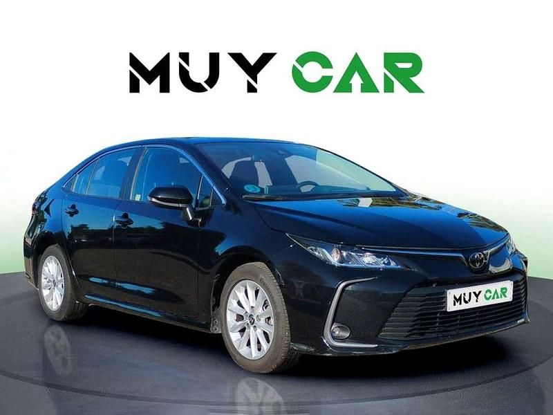 Usado Toyota Corolla Style 140 CV (102 kW) 2023 Negro Berlina