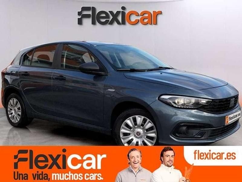 Gris Usado 2024 Fiat Tipo Berlina | 15.990 € (Precio justo) - Imagen 1/4