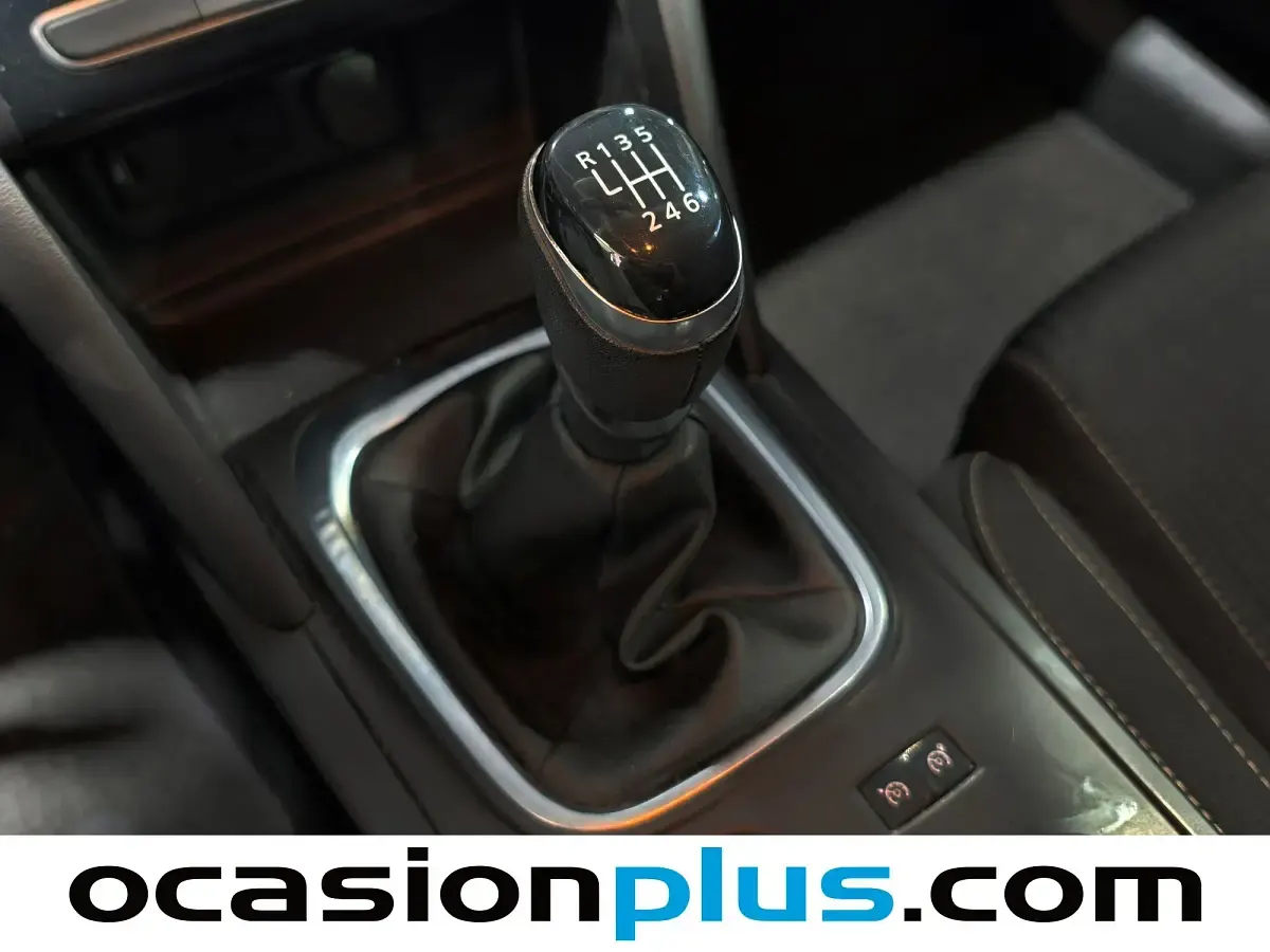 Usado Renault Mégane III Intens 90 CV (66 kW) 2016 Azul Utilitario