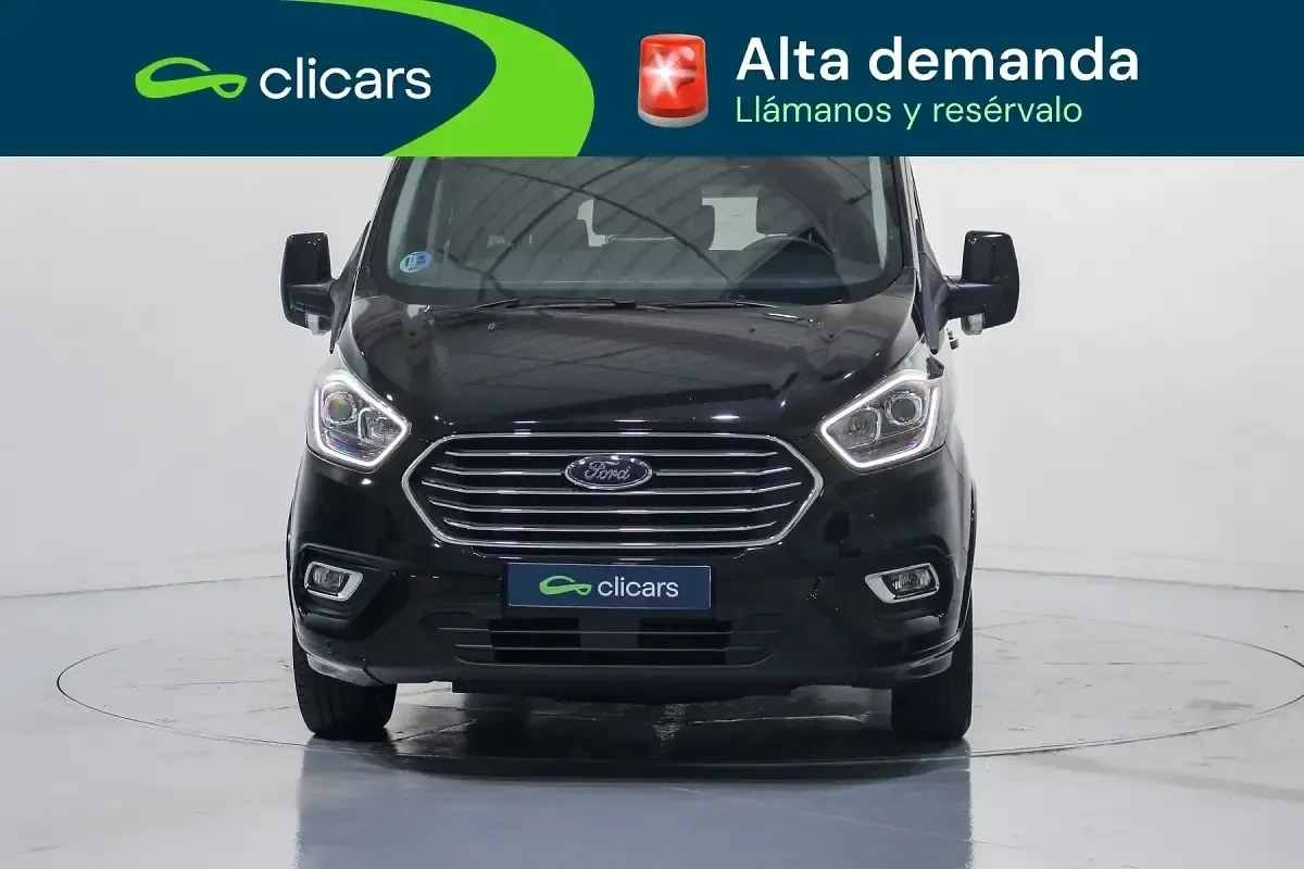 Usado Ford Tourneo Titanium X 185 CV (136 kW) 2024 Negro Monovolumen