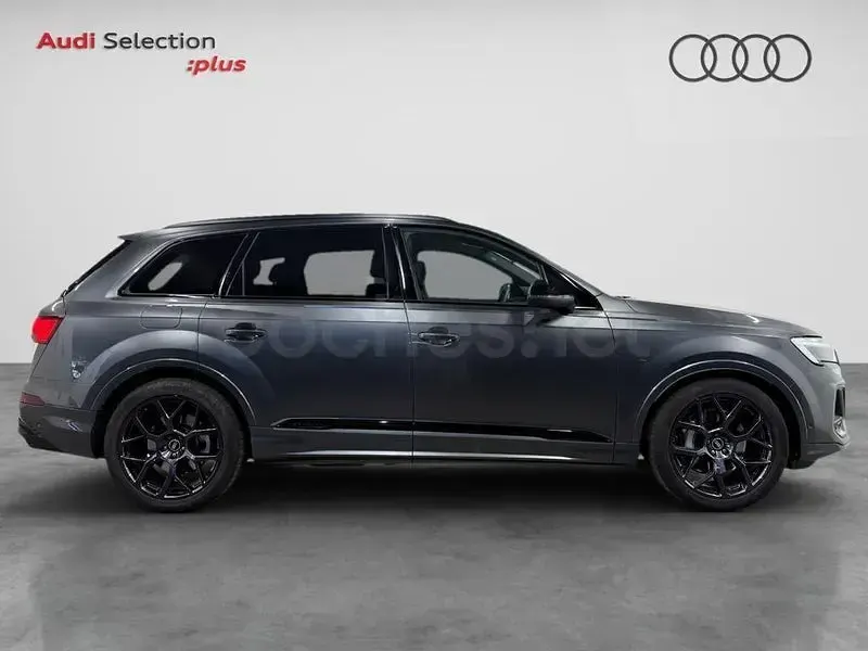 Usado Audi Q7 286 CV (210 kW) 2025 Gris / plata SUV