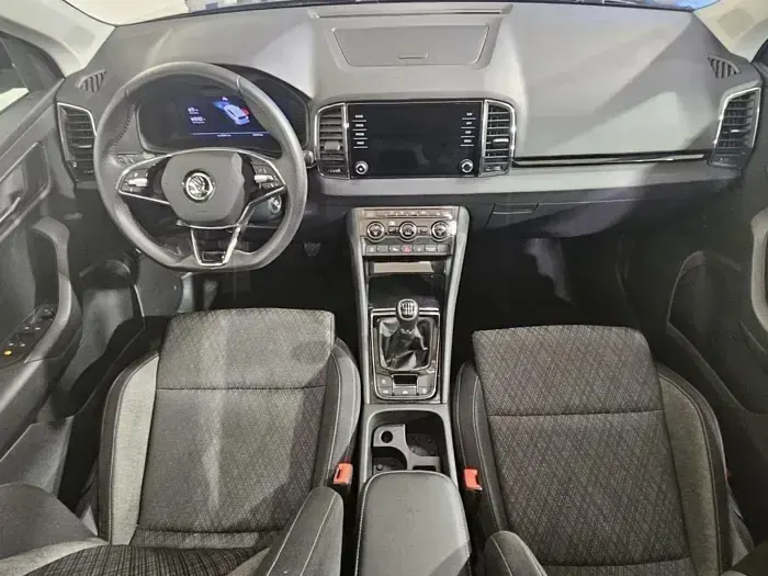 Usado Skoda Karoq Style 150 CV (110 kW) 2022 Azul SUV