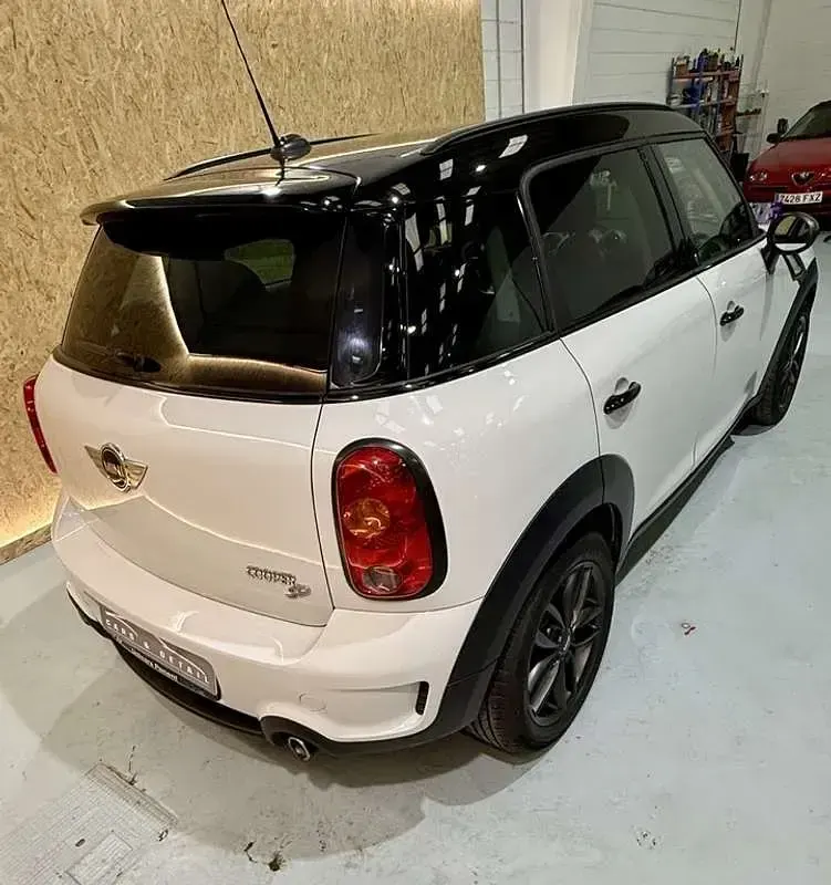 Usado Mini Cooper SD 143 CV (105 kW) 2011 Blanco Utilitario