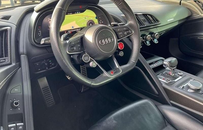 Usado Audi R8 Coupé 609 CV (447 kW) 2018 Gris Coupe