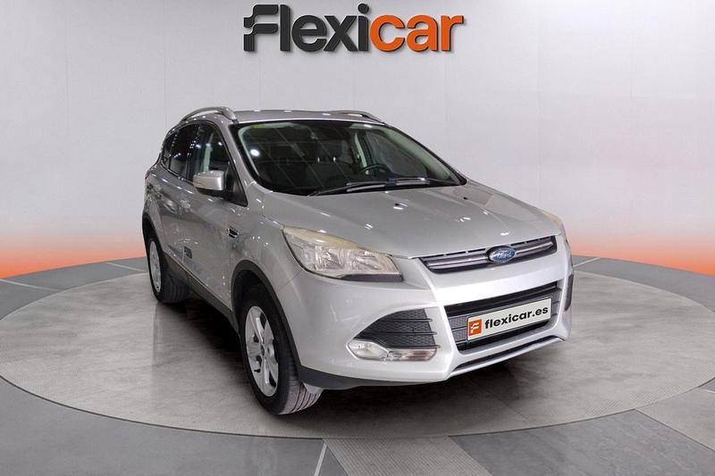 Gris Usado 2016 Ford Kuga Business Edition SUV | 12.990 € (Precio justo) - Imagen 1/4