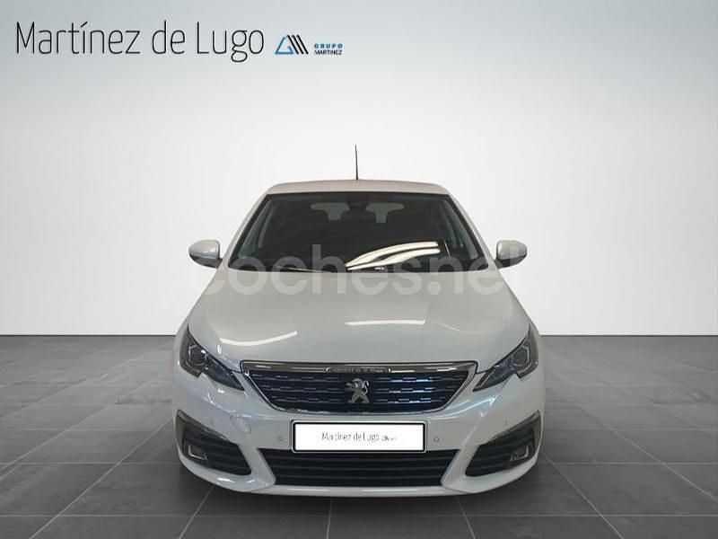 Usado Peugeot 308 Allure 130 CV (95 kW) 2019 Blanco Berlina