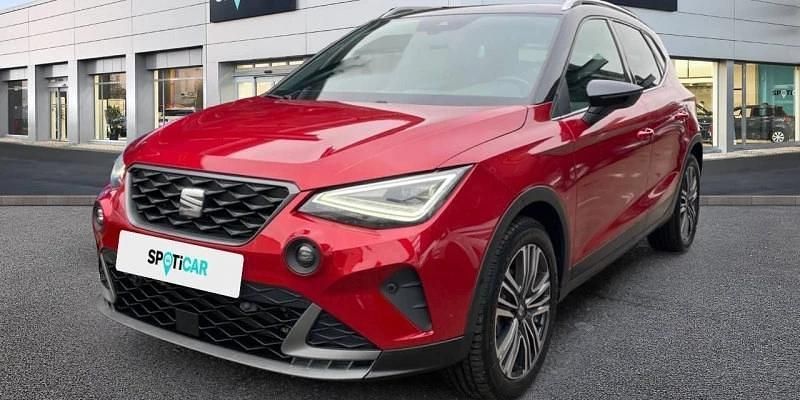 Rojo Usado 2023 Seat Arona FR SUV | 17.700 € (Un poco caro) - Imagen 1/4