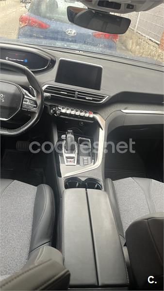 Usado Peugeot 3008 Allure 225 CV (165 kW) 2020 Azul SUV