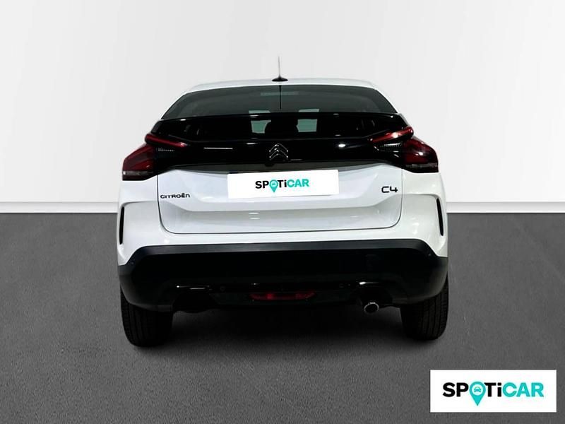 Usado Citroën C4 Feel 130 CV (95 kW) 2021 Blanco Berlina