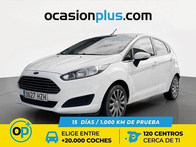 Usado Ford Fiesta Trend 60 CV (44 kW) 2014 Blanco Utilitario
