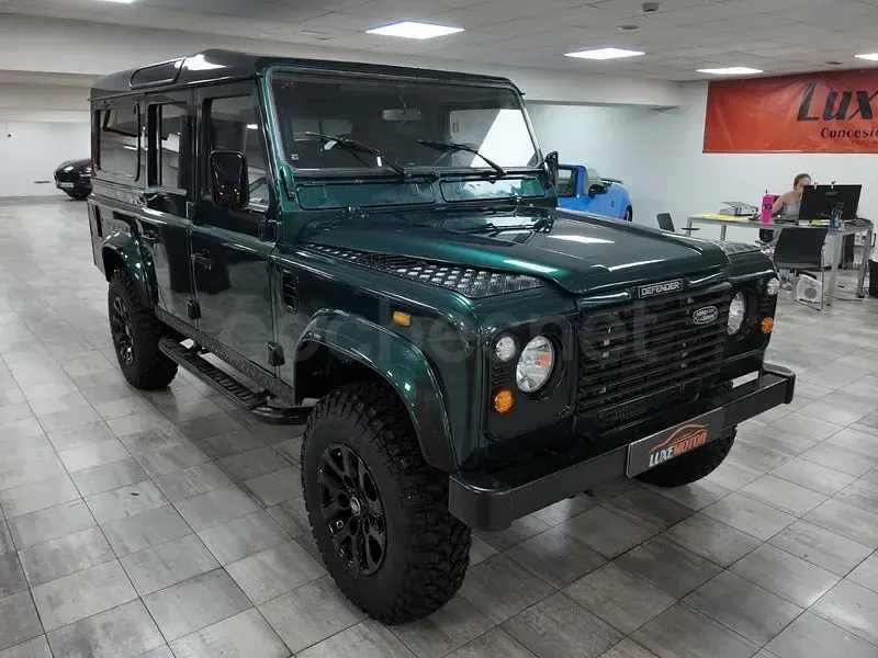 Usado Land Rover Defender SE 122 CV (89 kW) 2006 Verde Familiar