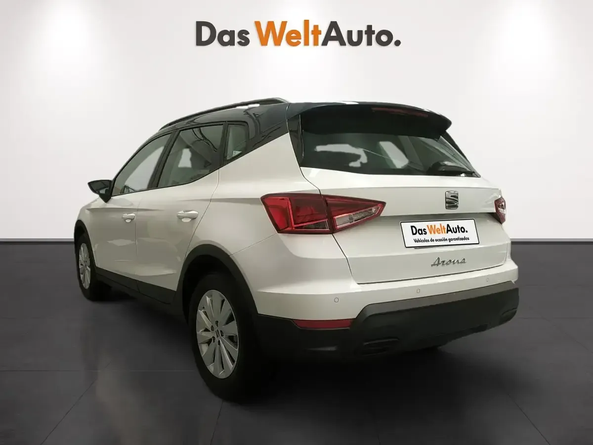 Usado Seat Arona Style 115 CV (84 kW) 2025 Blanco SUV