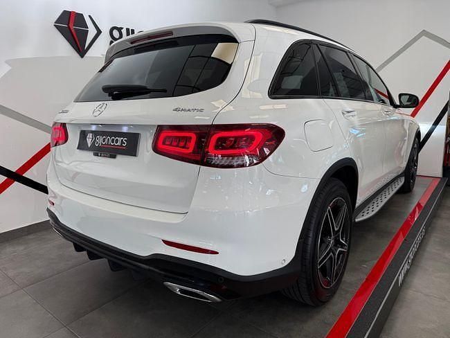 Usado Mercedes GLC220 194 CV (142 kW) 2021 Blanco SUV
