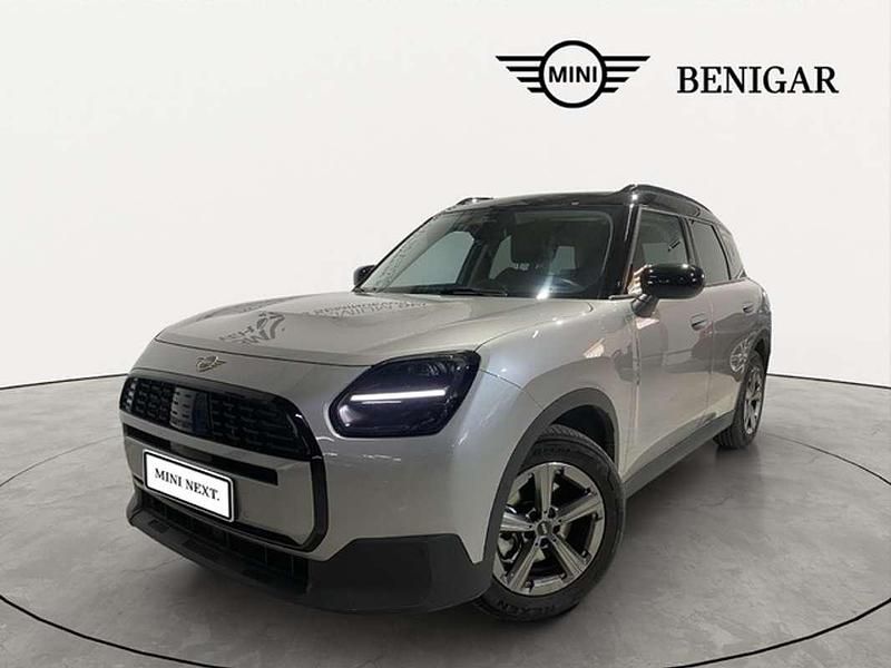 Usado Mini One D Countryman Essential 163 CV (119 kW) 2024 Plateado SUV