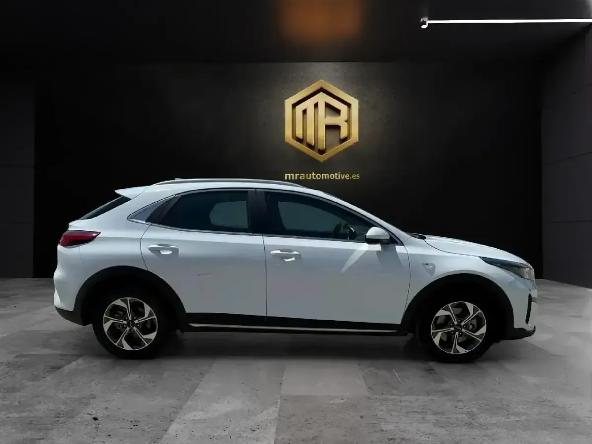 Usado Kia XCeed 160 CV (117 kW) 2023 Blanco SUV