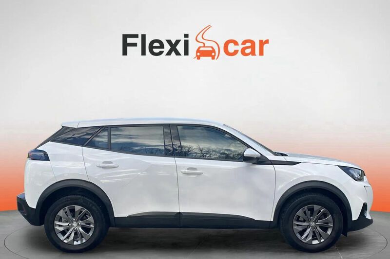 Usado Peugeot 2008 Active 100 CV (73 kW) 2020 Blanco SUV