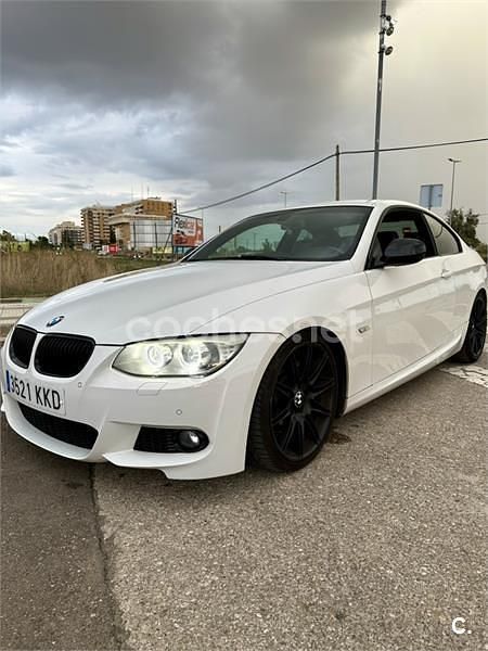 Blanco Usado 2012 BMW 330 Coupe | 17.000 € - Imagen 1/4