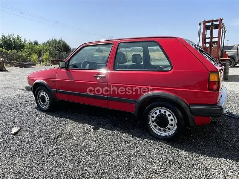 Usado VW Golf III 90 CV (66 kW) 1991 Rojo Utilitario
