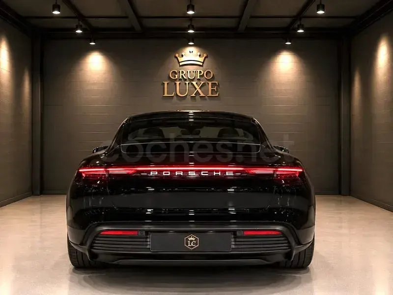 Usado Porsche Panamera 4 E-Hybrid Sport Turismo Sport Turismo 462 CV (339 kW) 2019 Negro Familiar
