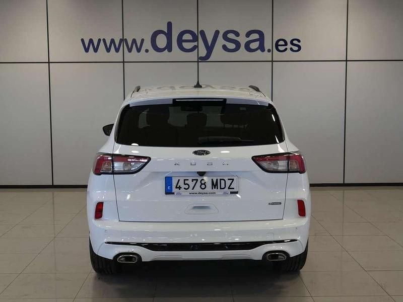 Usado Ford Kuga ST-Line 224 HP (164 kW) 2023 Branco SUV