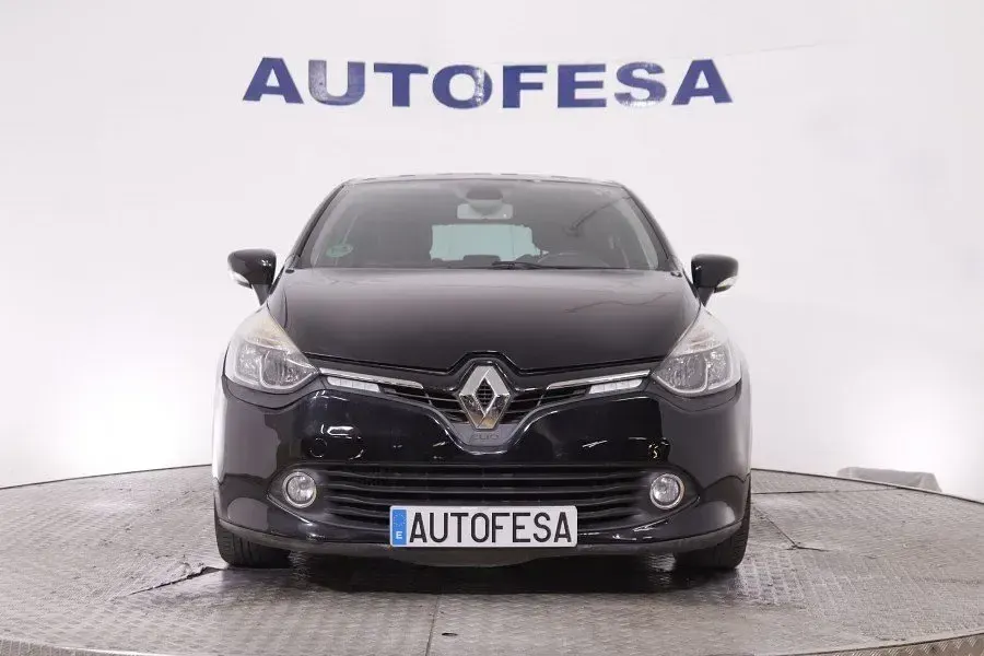 Usado Renault Clio Intens 120 CV (88 kW) 2015 Negro