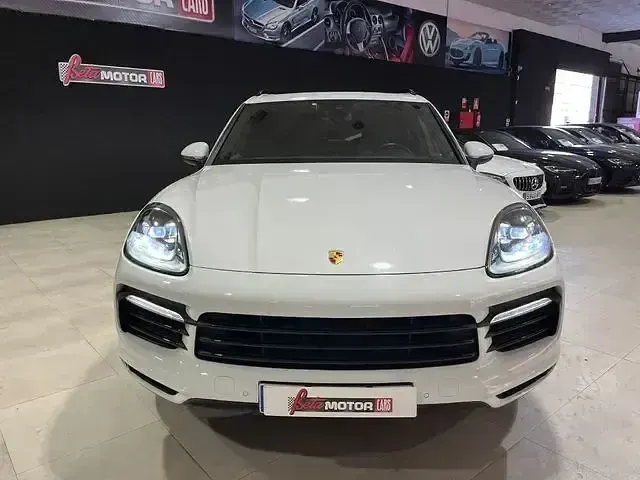Usado Porsche Cayenne 340 CV (250 kW) 2019 Blanco SUV
