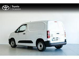 Usado Toyota Proace City City 102 CV (75 kW) 2023 Blanco Monovolumen