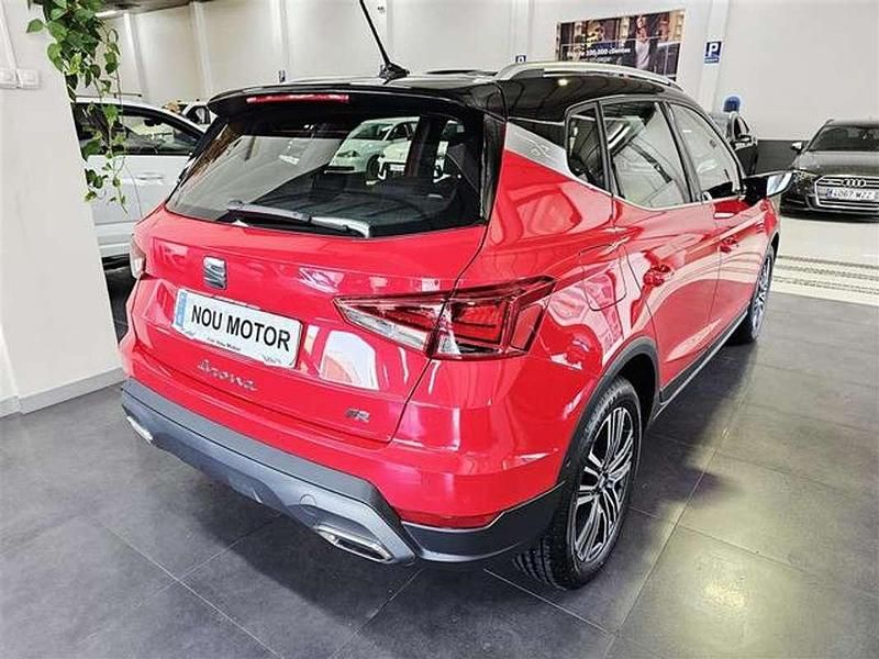 Usado Seat Arona FR 116 CV (85 kW) 2024 Rojo SUV