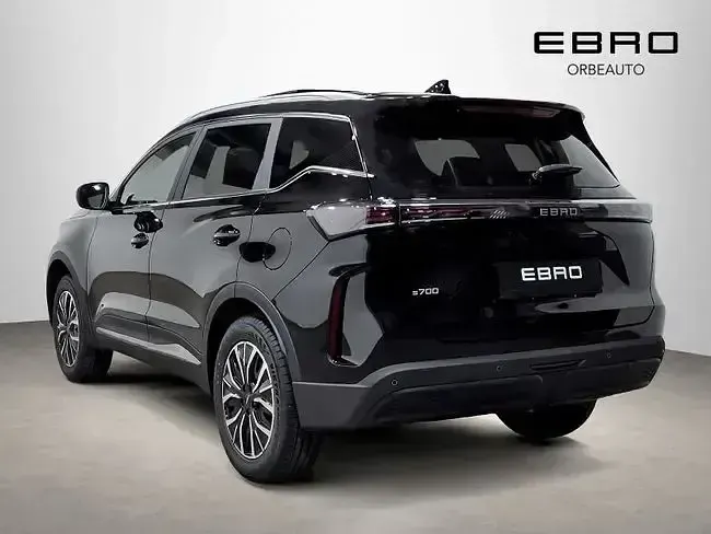 Nuevo Ebro s700 Luxury 224 CV (164 kW) 2026 Negro SUV