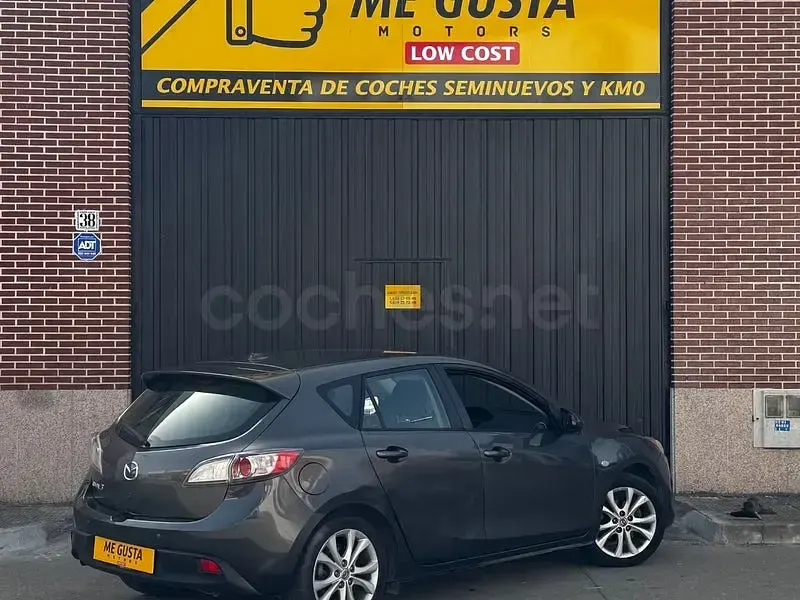 Usado Mazda 3 Style 115 CV (84 kW) 2011 Gris / plata Berlina