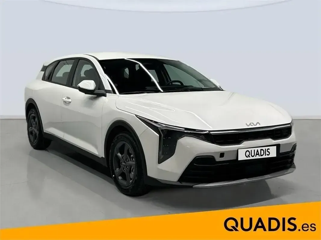 Nuevo Kia K4 115 CV (84 kW) 2026 Snow white pearl