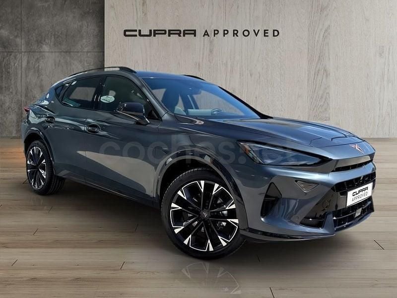 Usado Cupra Formentor 150 CV (110 kW) 2025 Gris / plata SUV