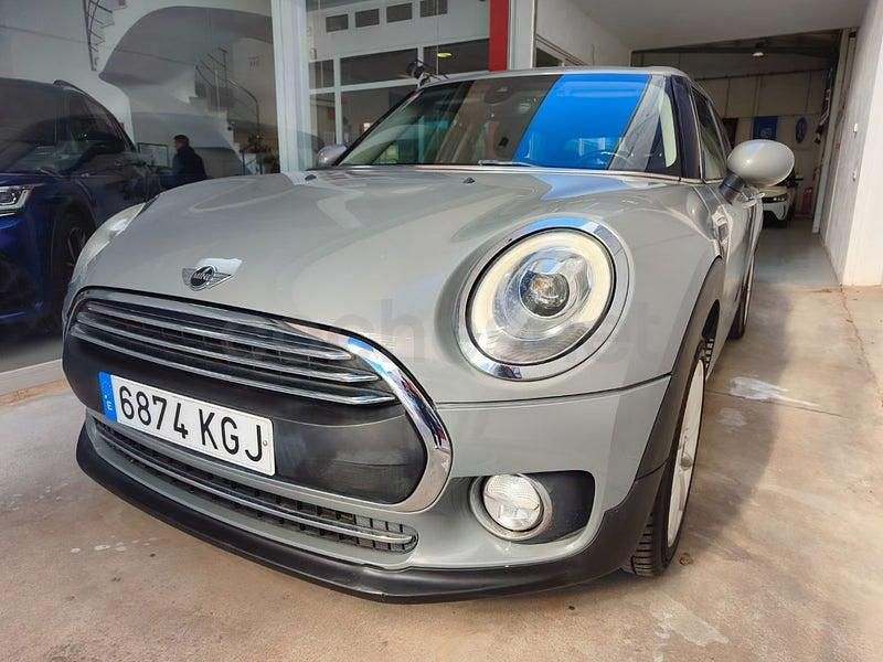 Usado Mini One Clubman 102 CV (75 kW) 2017 Gris / plata Familiar