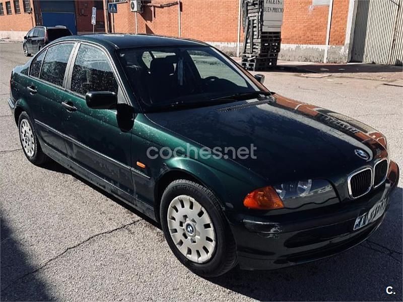Usado BMW 318 113 CV (83 kW) 1999 Verde Berlina