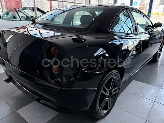Usado Fiat Coupé 140 CV (102 kW) 1991 Negro Coupe