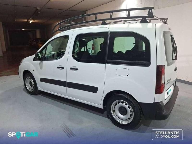 Usado Citroën Berlingo Live 75 CV (55 kW) 2018 Blanco Monovolumen