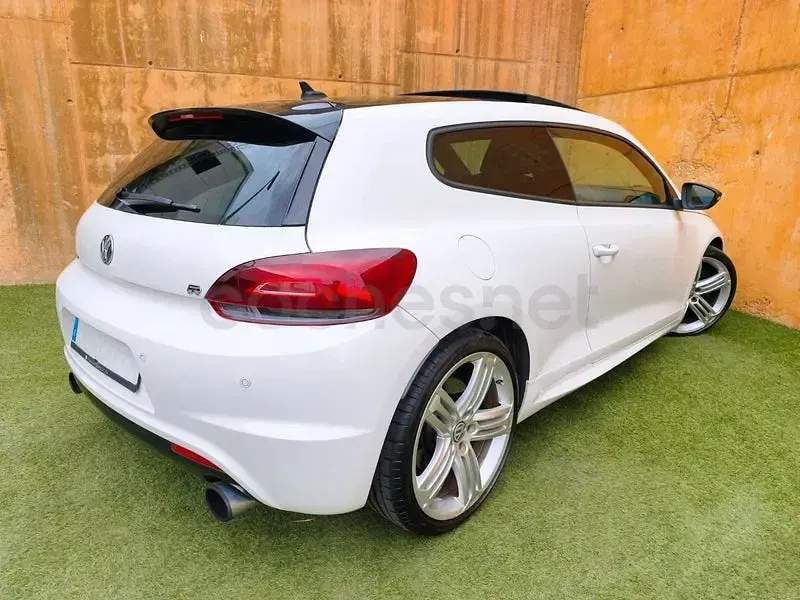 Usado VW Scirocco R 265 CV (194 kW) 2012 Blanco Coupe