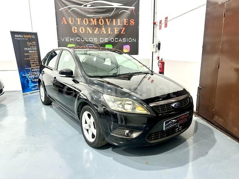 Negro Usado 2009 Ford Focus Titanium Berlina | 3999 € (Precio justo) - Imagen 1/4