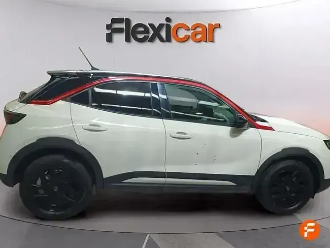 Usado Opel Mokka GS Line 110 CV (80 kW) 2021 Blanco SUV