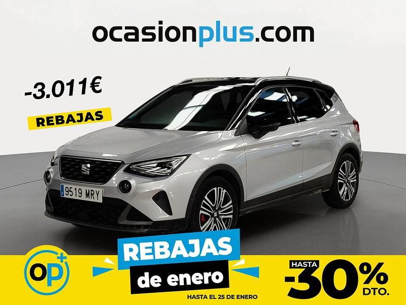 Gris Usado 2024 Seat Arona FR SUV | 19.450 € (Precio justo) - Imagen 1/4