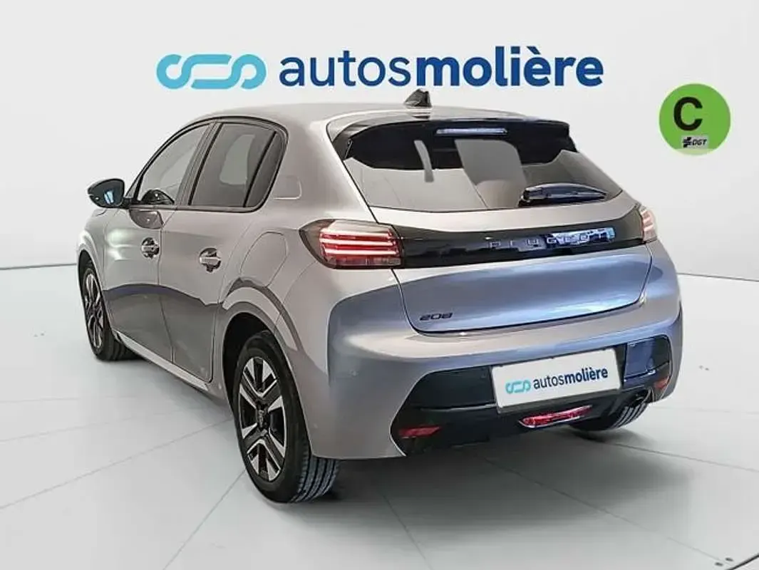 Usado Peugeot 208 Allure 102 CV (75 kW) 2025 Gris Utilitario