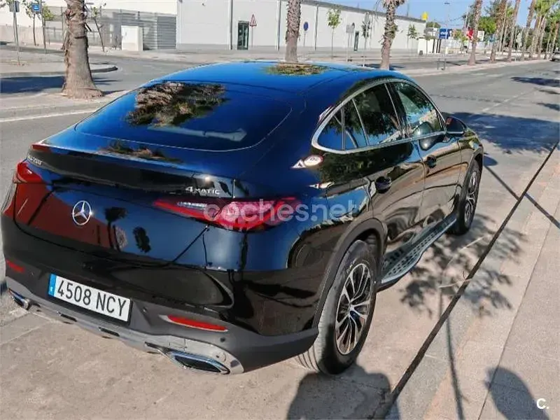 Usado Mercedes GLC200 204 CV (150 kW) 2025 Negro SUV