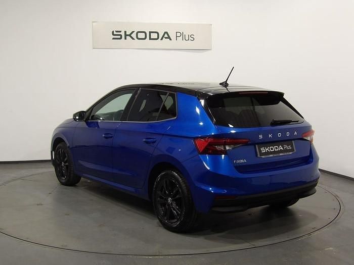 Usado Skoda Fabia 115 CV (84 kW) 2024 Azul