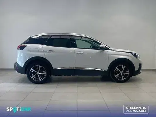 Usado Peugeot 3008 Allure 130 CV (95 kW) 2019 SUV