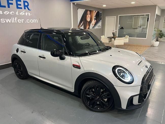 Usado Mini John Cooper Works 178 CV (130 kW) 2022 Blanco Utilitario