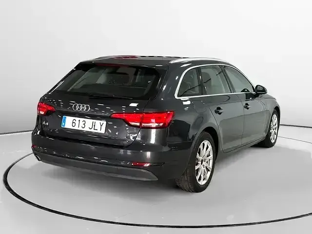 Usado Audi A4 150 CV (110 kW) 2016 Gris Familiar
